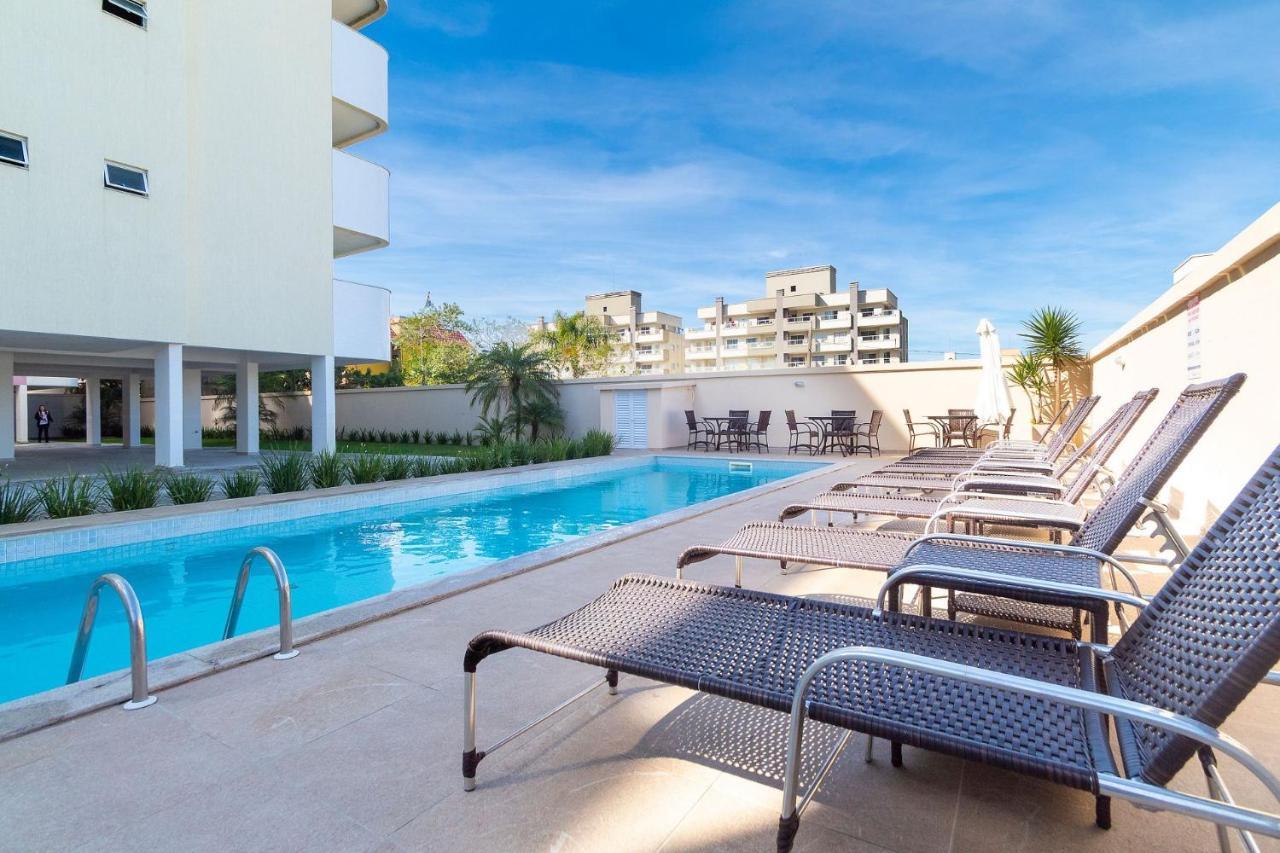 Aluguel Apartamento 2 Quartos Piscina Bombas Sc 419 Lejlighed Bombinhas Eksteriør billede